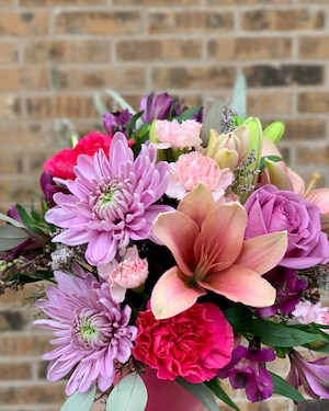 Lilyページ The Shining Stargazer Bouquet at From You Flowers